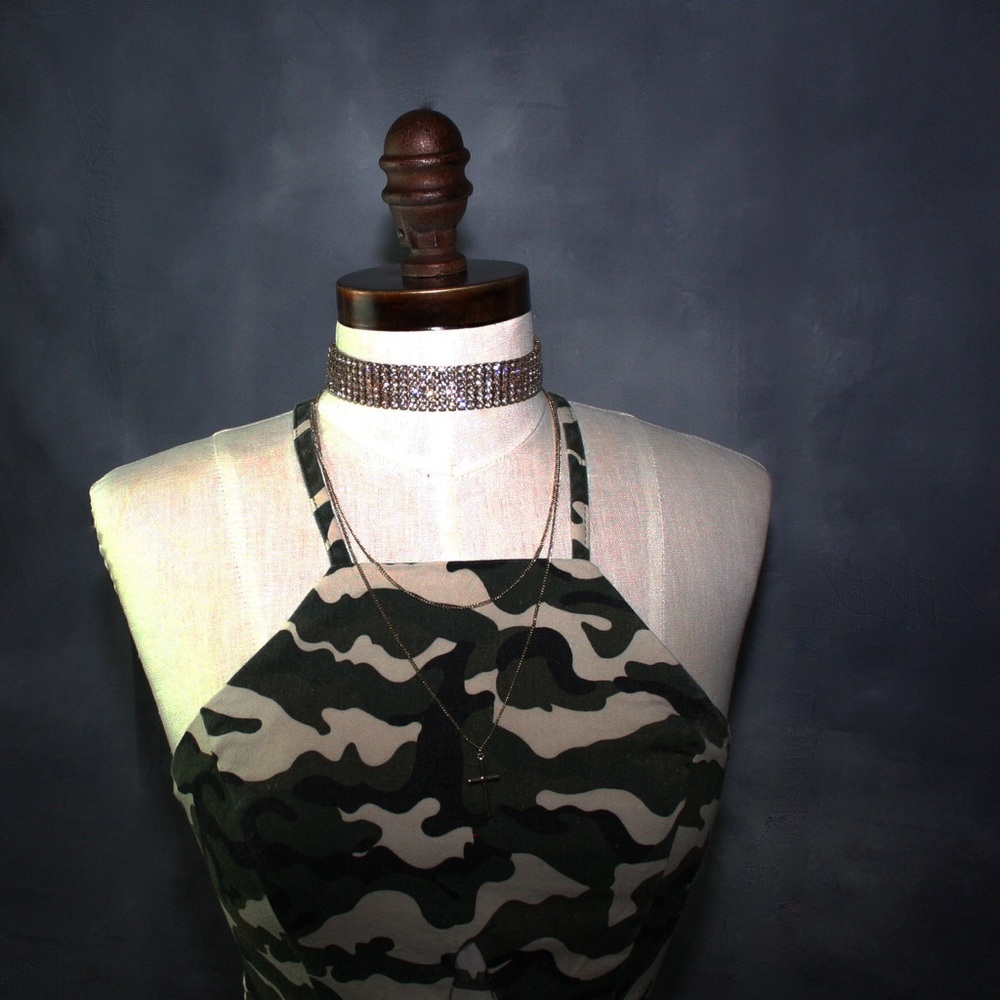 Sergeant Jane Crop Top - Picture 7 of 8